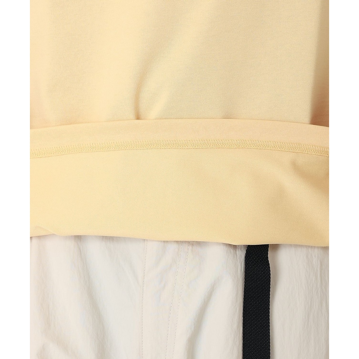 スタックブルックグラフィックロングスリーブTシャツ