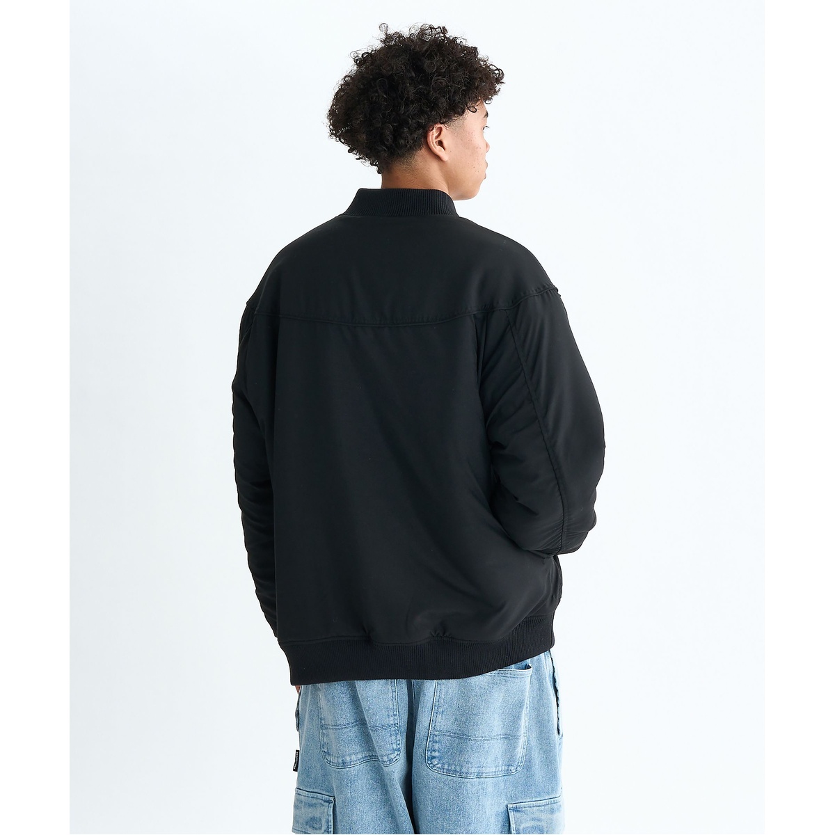 25 REVERSIBLE STAND JACKET