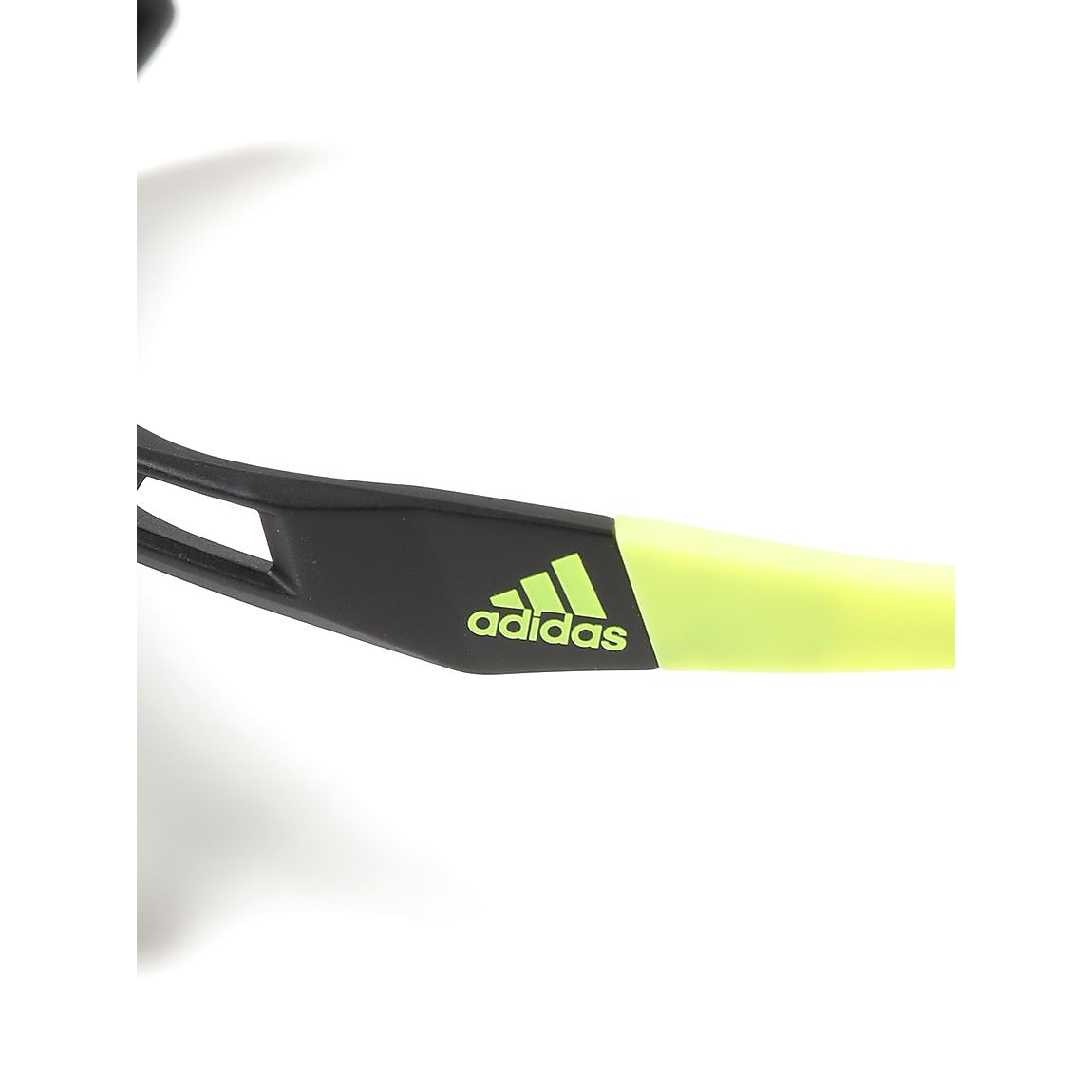 24 adidasサングラス