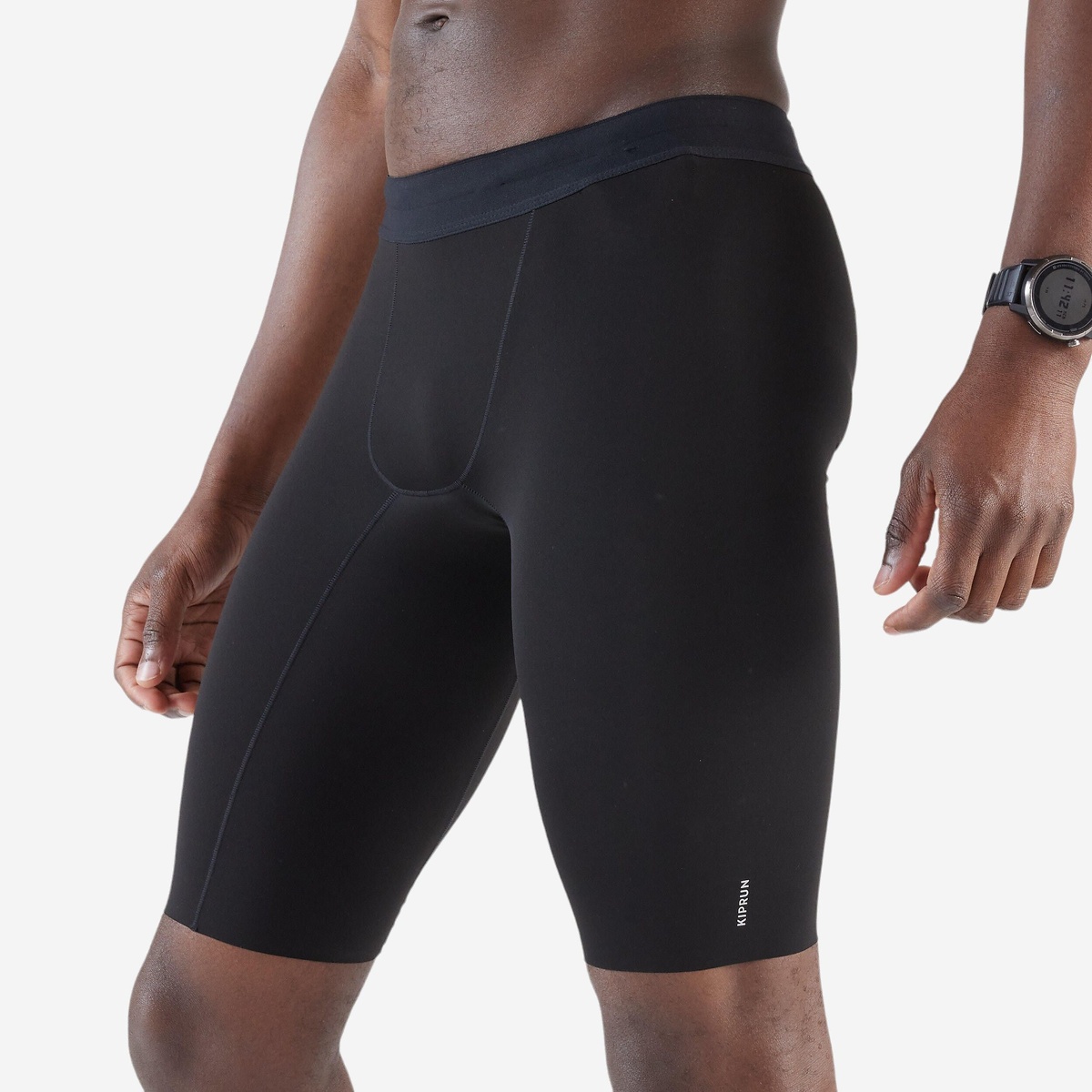 ショートタイツ