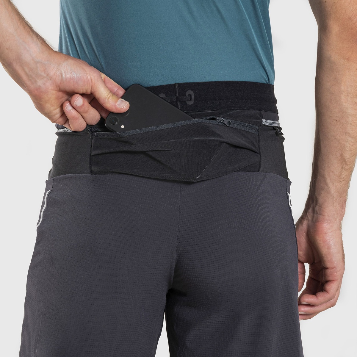 バギーショートパンツ