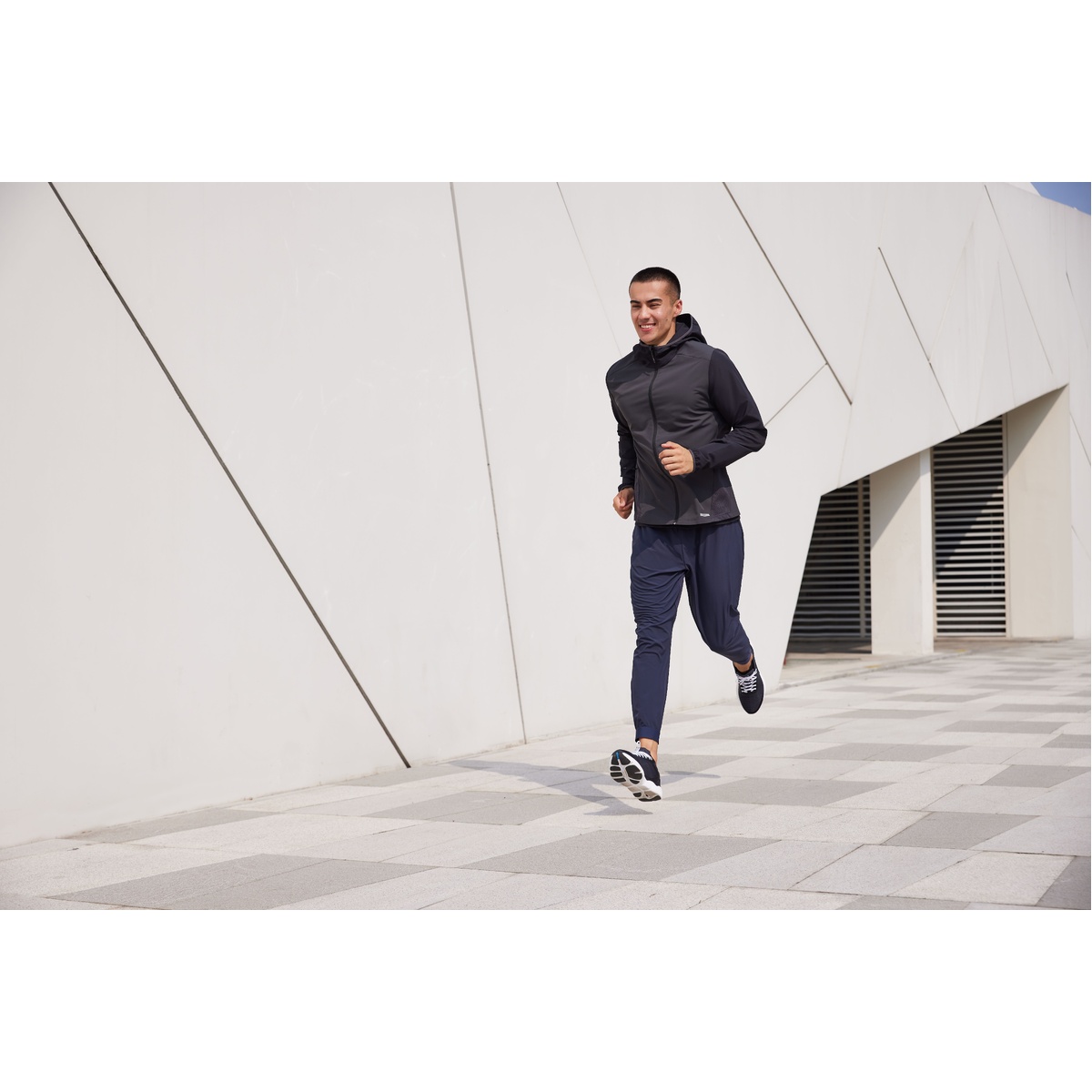 ウインドブレーカー