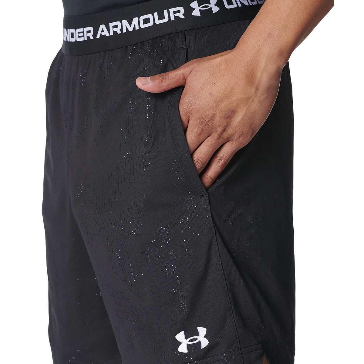 UA DREAMERS JACQUARD MESH SHORTS