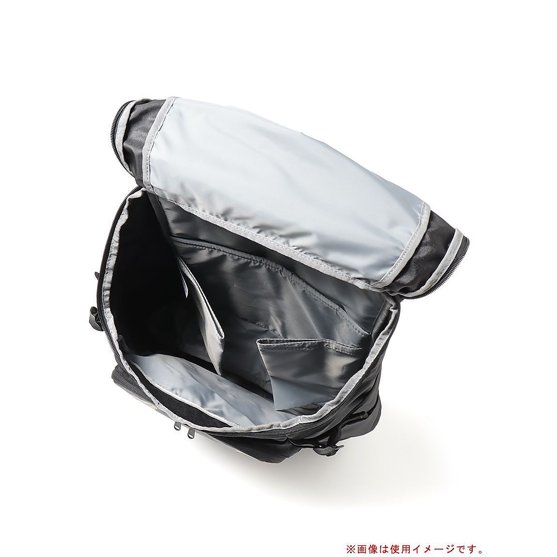 トップローディングバックパック40L