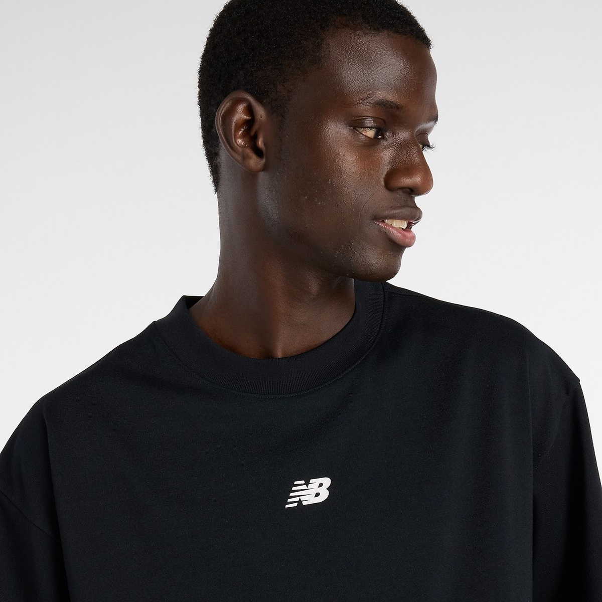 グラフィックTシャツ