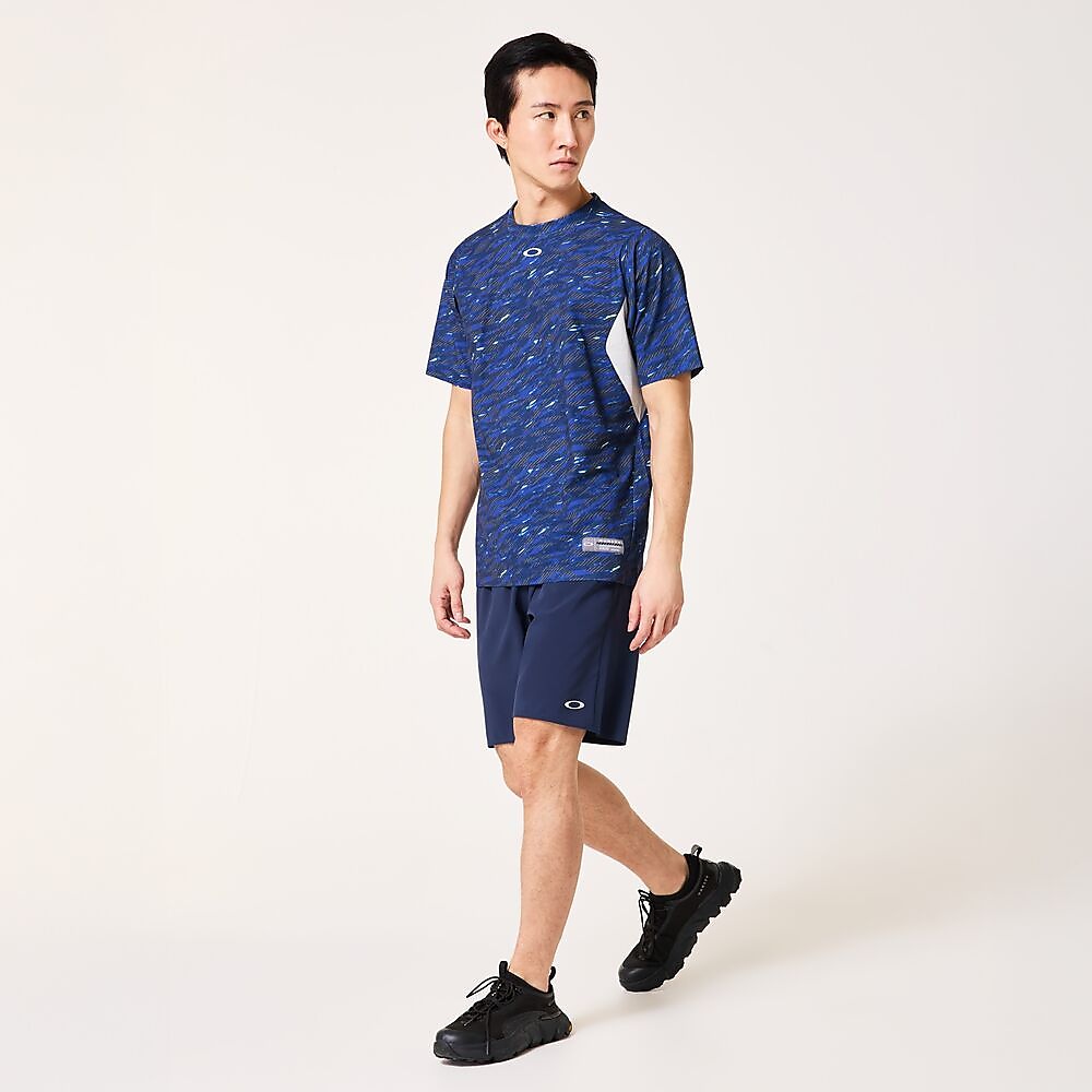 STRIKING AIRY SS GRAPHIC TEE 9.0
