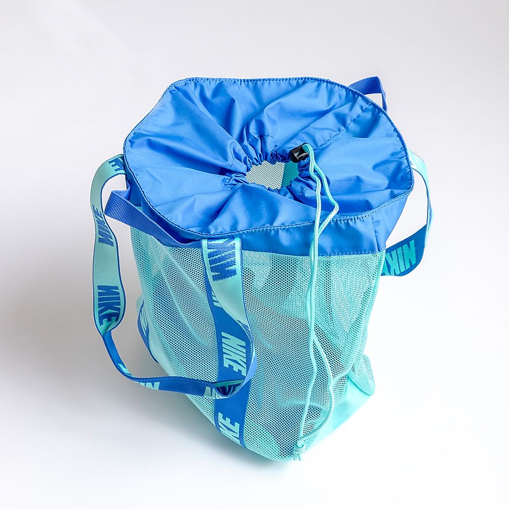 ナイキSS26メッシュトートプールバッグ