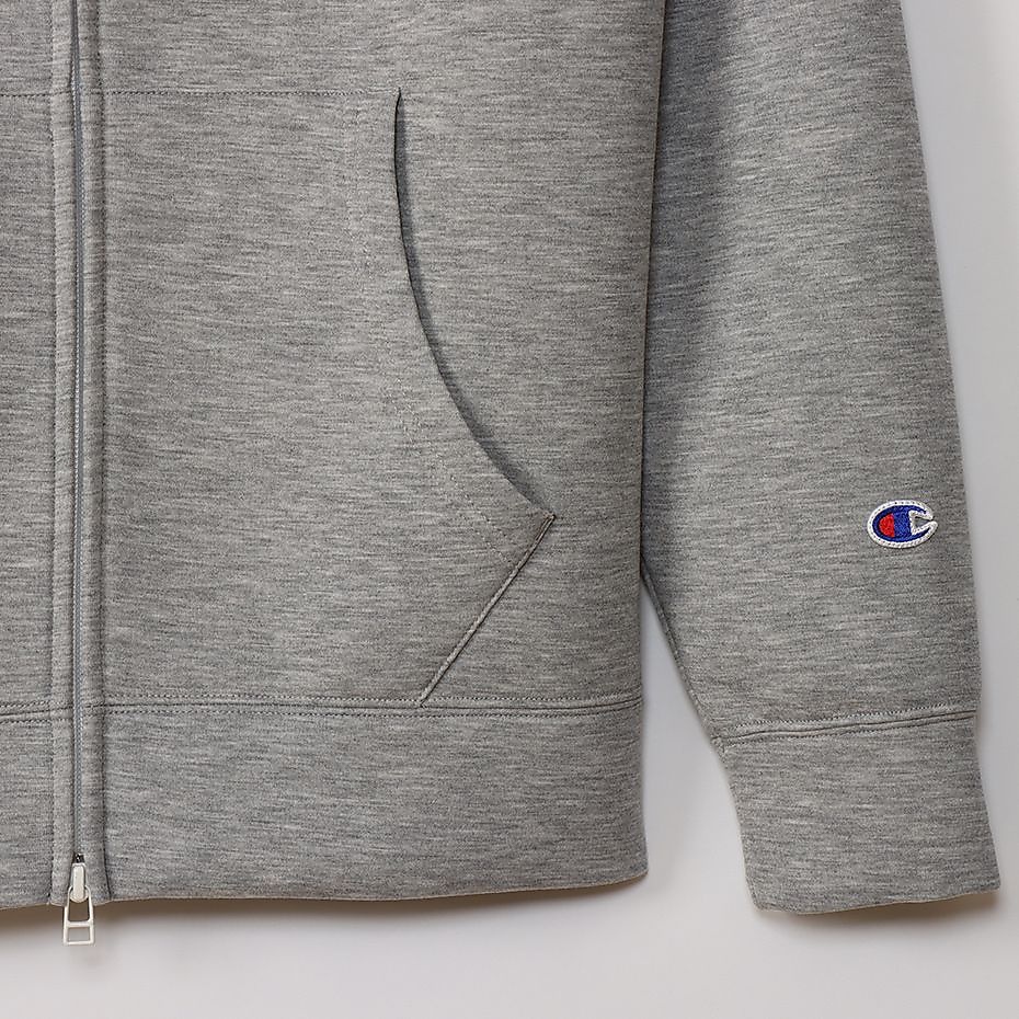 ZIP HOODED SWEATSHIRT