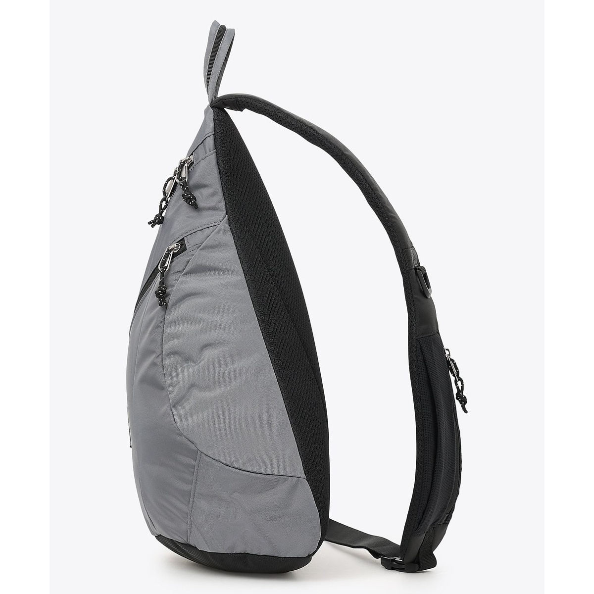 パナシーアスリングバッグ