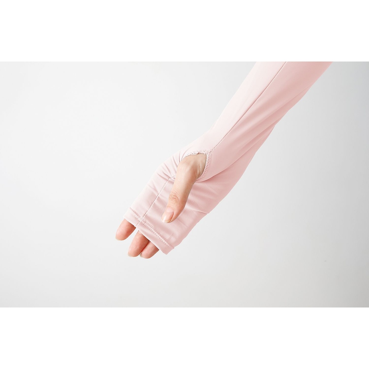 夏に差が出る　UVアームカバー