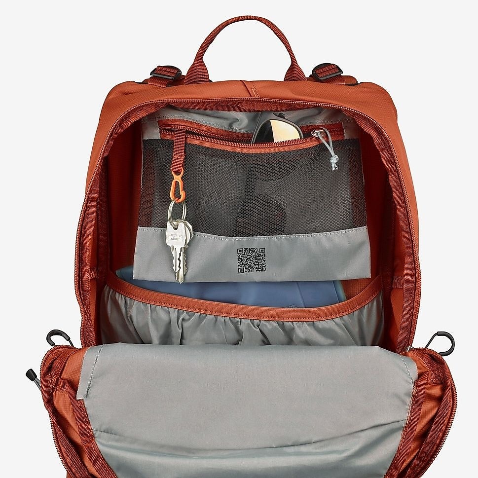 Decathlon バックパック MH500 25L BRN