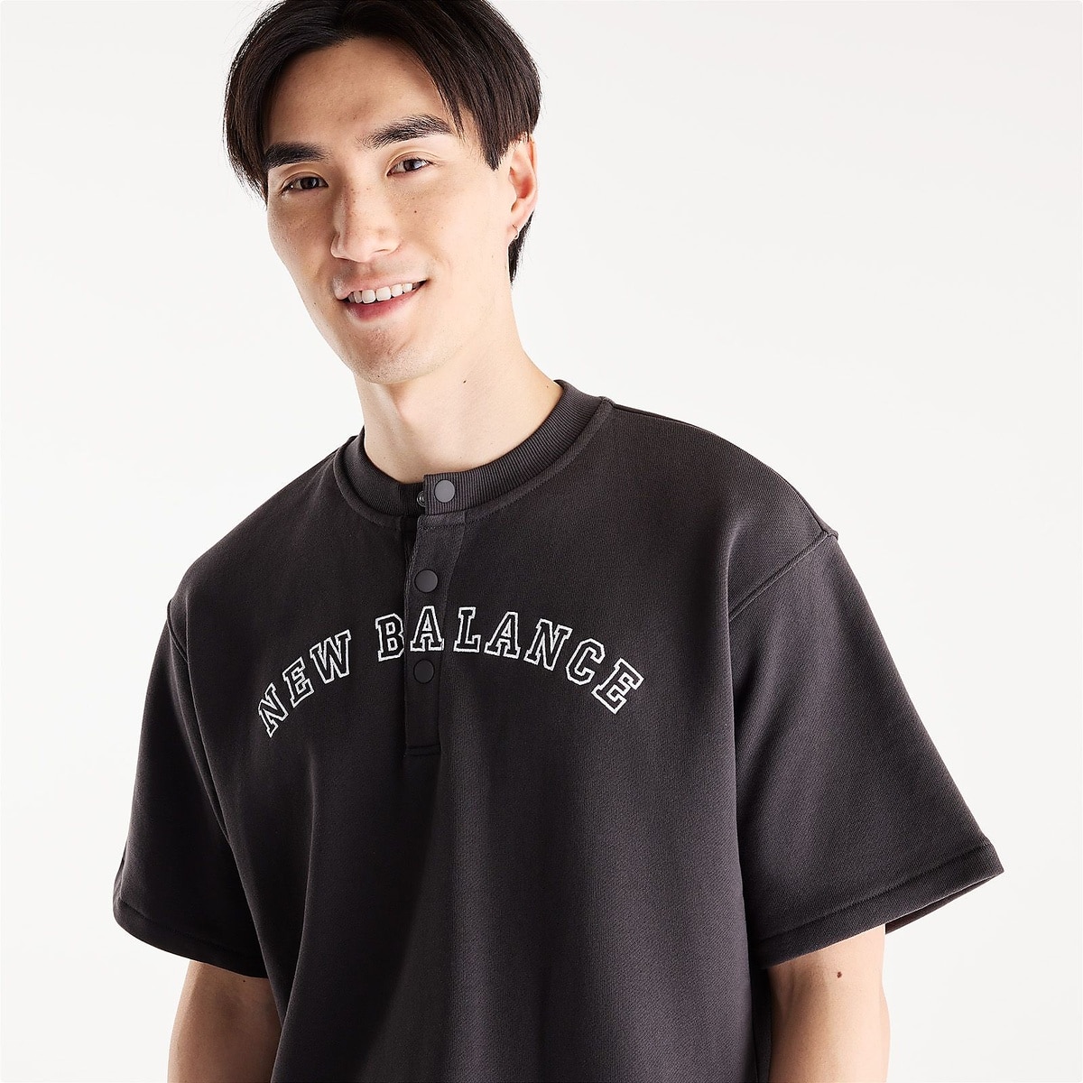 大谷翔平シグネチャーヘンリーネックショートスリーブTシャツ