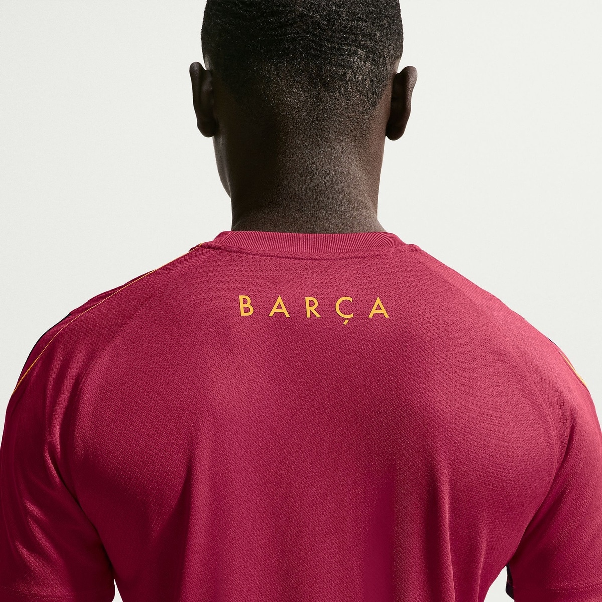 FCB M NK DF STRK SS TOP K