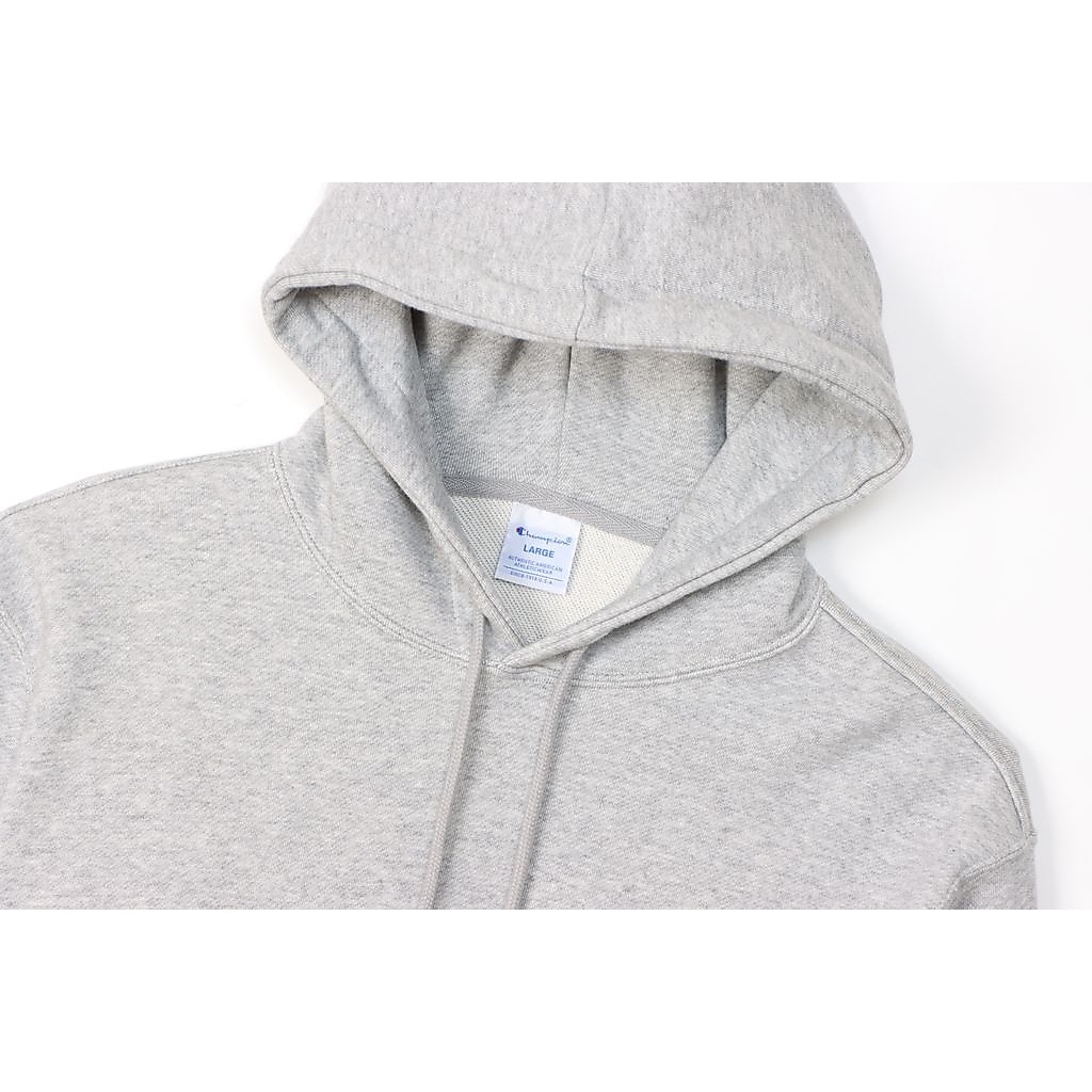 HOODED SWEATSHIRT