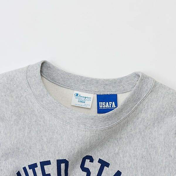 RW CREW NECK SWEATSHIRT