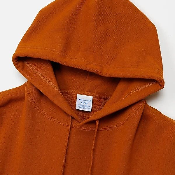 HOODED SWEATSHIRT