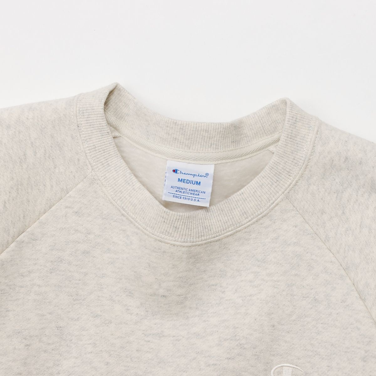 RAGLAN SLEEVE SWEATSHIRT