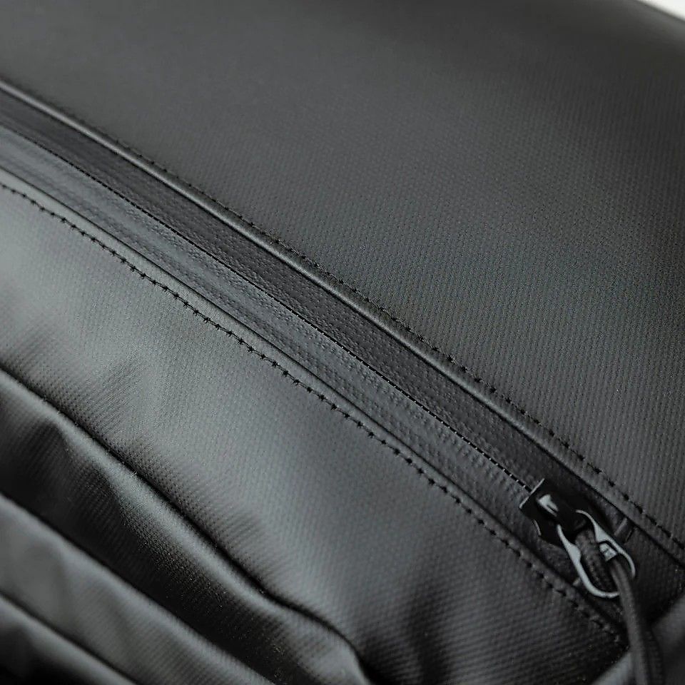 BOX PACK TPU BLK 251