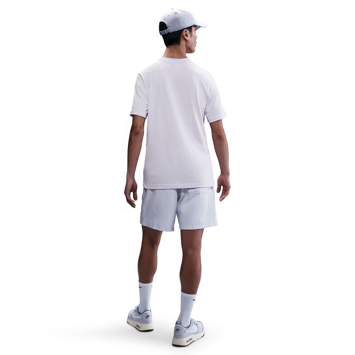 ナイキ NSW クラブ Tシャツ