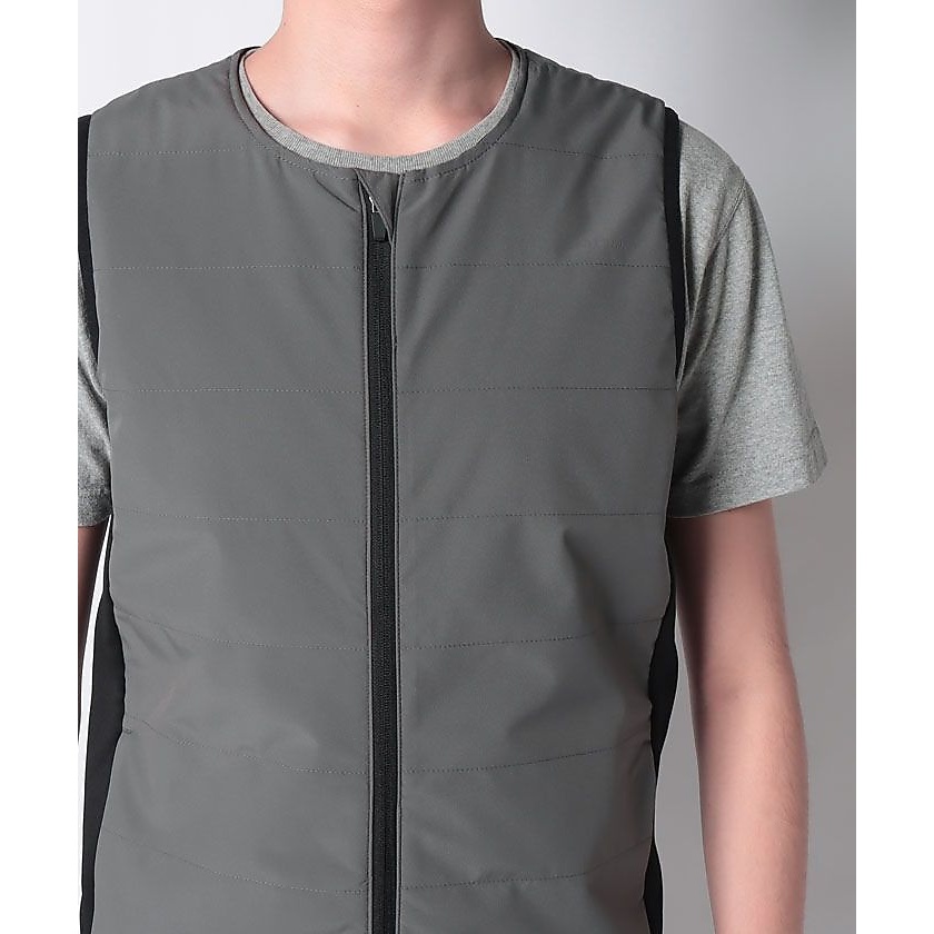 RUN OUTLAST中綿ベスト