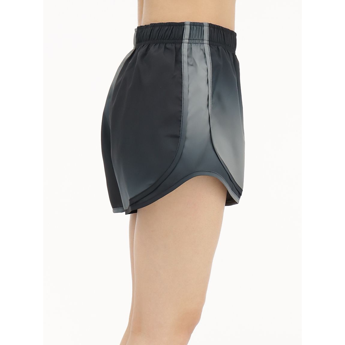 ナイキ ウィメンズ テンポ スウッシュ PRNT ショート