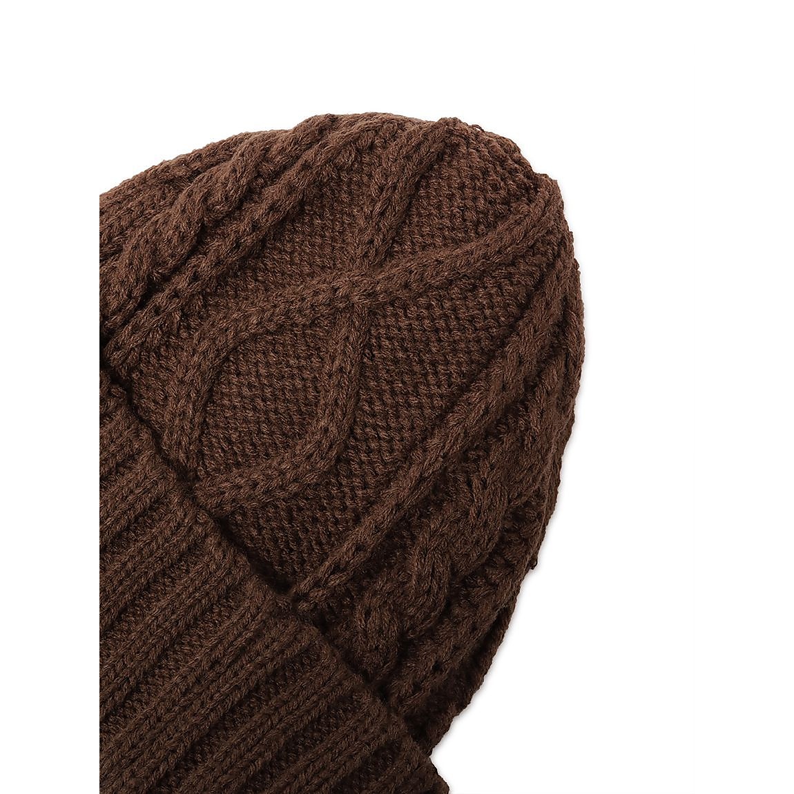 アラン編みニット