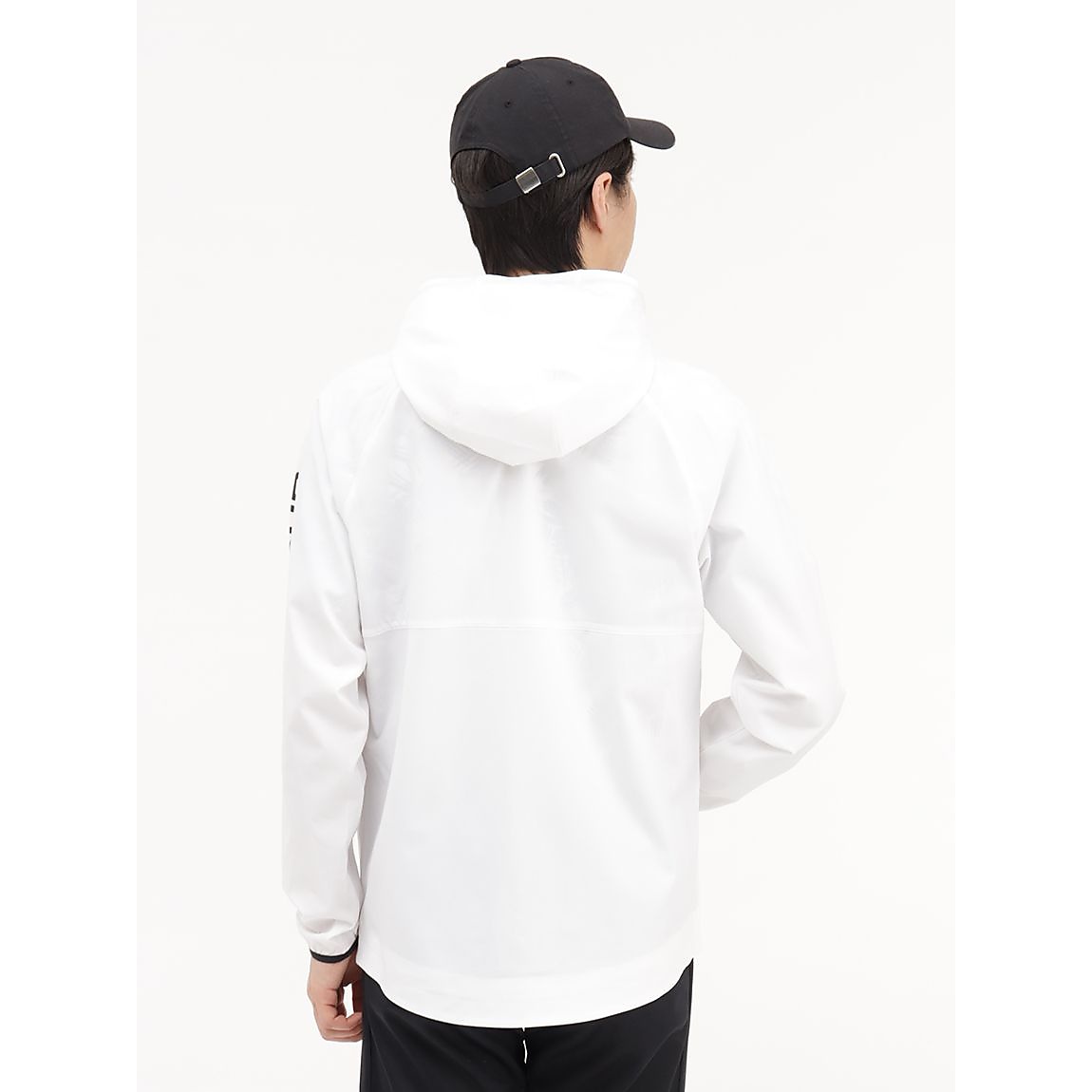 UA STORM WIND BREAKER