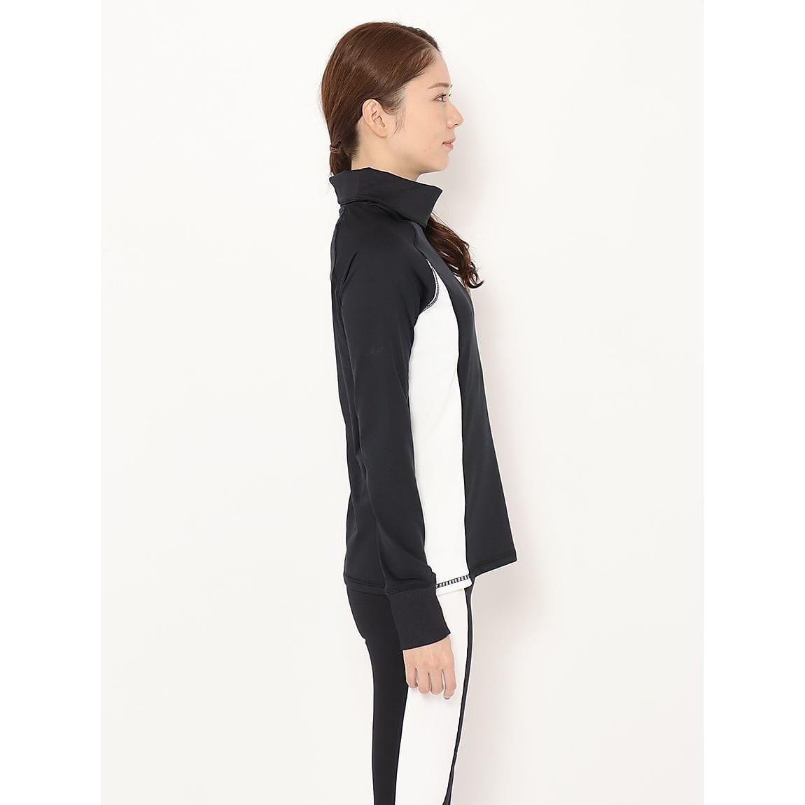 UA TRAIN CW FUNNEL NECK