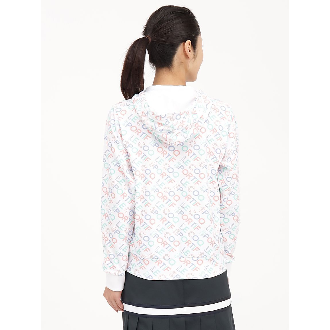 ロゴ総柄パーカー