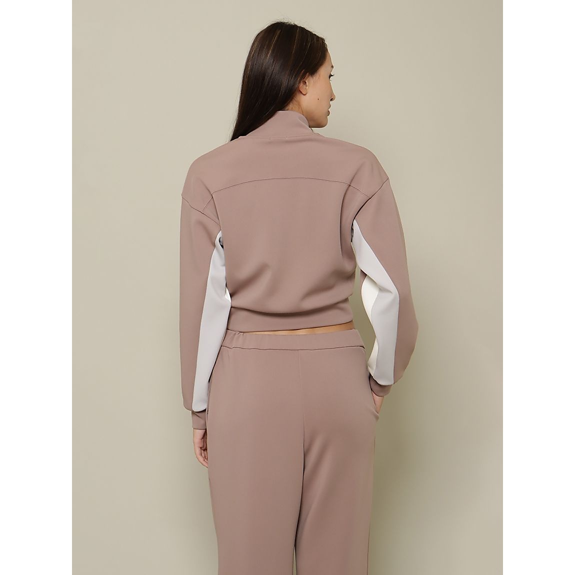 アクアスーティングクロップドハーフジッププルオーバー