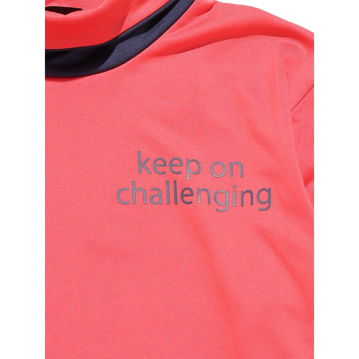 タートルネックシャツ