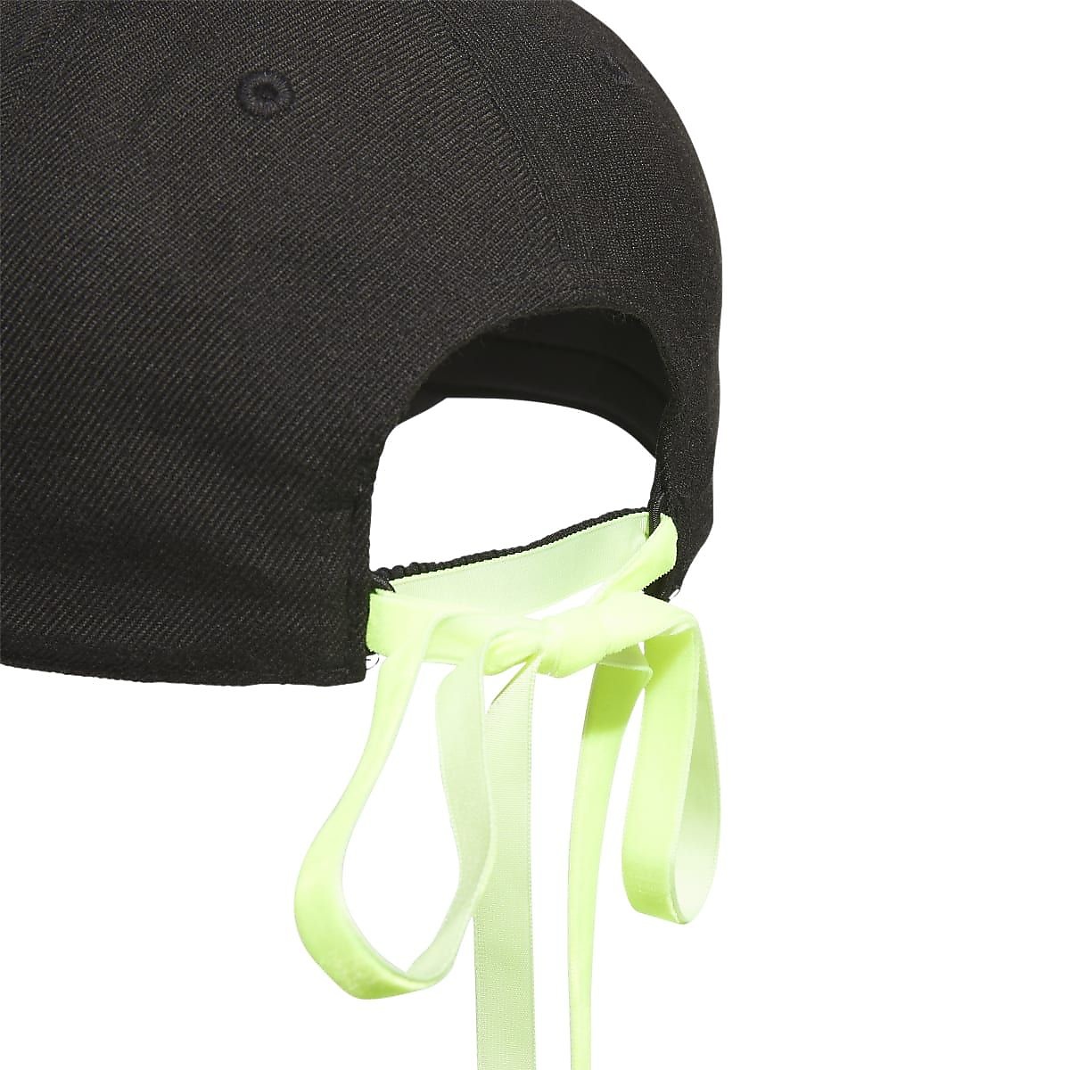 メタルロゴ　リボンキャップ