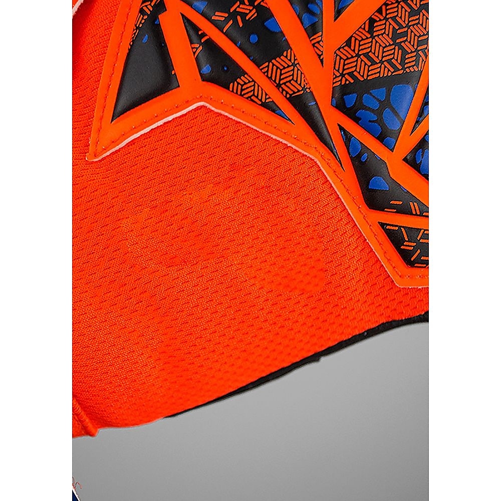 アトラクト インフィニティ NC(REUSCH)