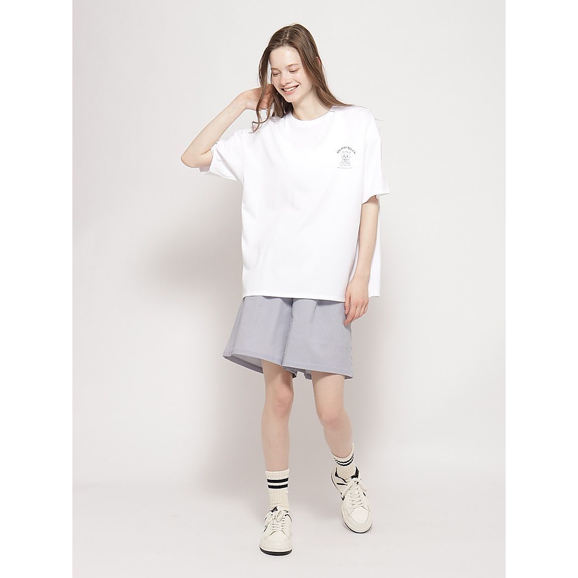 「Berry Bear」シリーズ ツアーTシャツ UNISEX
