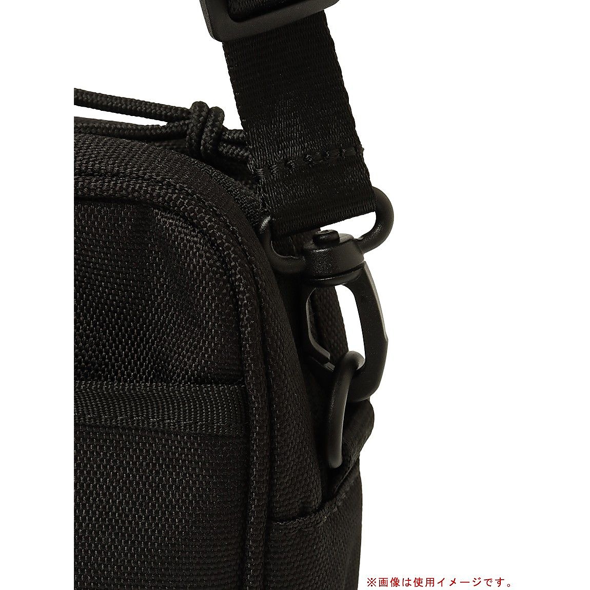 SQUARE SHOULDER POUCH BLK