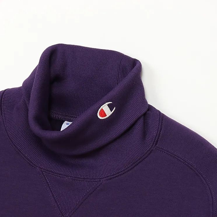 TURTLE NECK SWEATSHIRT