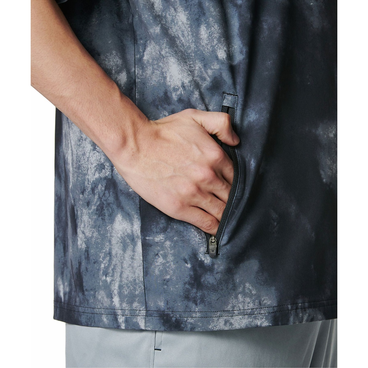 UA YARD  NOVELTY CAGE JACKET