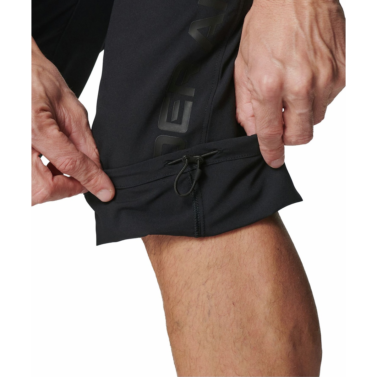 UA FRESH WOVEN 3/4 PANTS