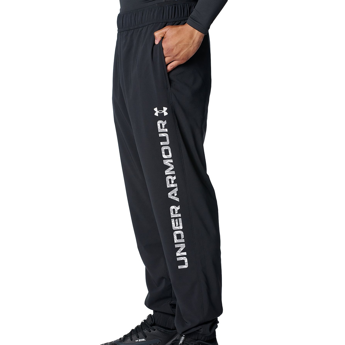 UA WOVEN PANTS