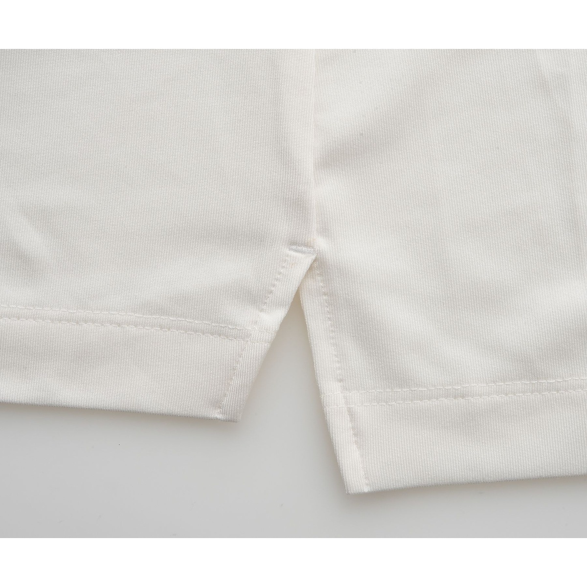 スリットヘムグラフィックTEE