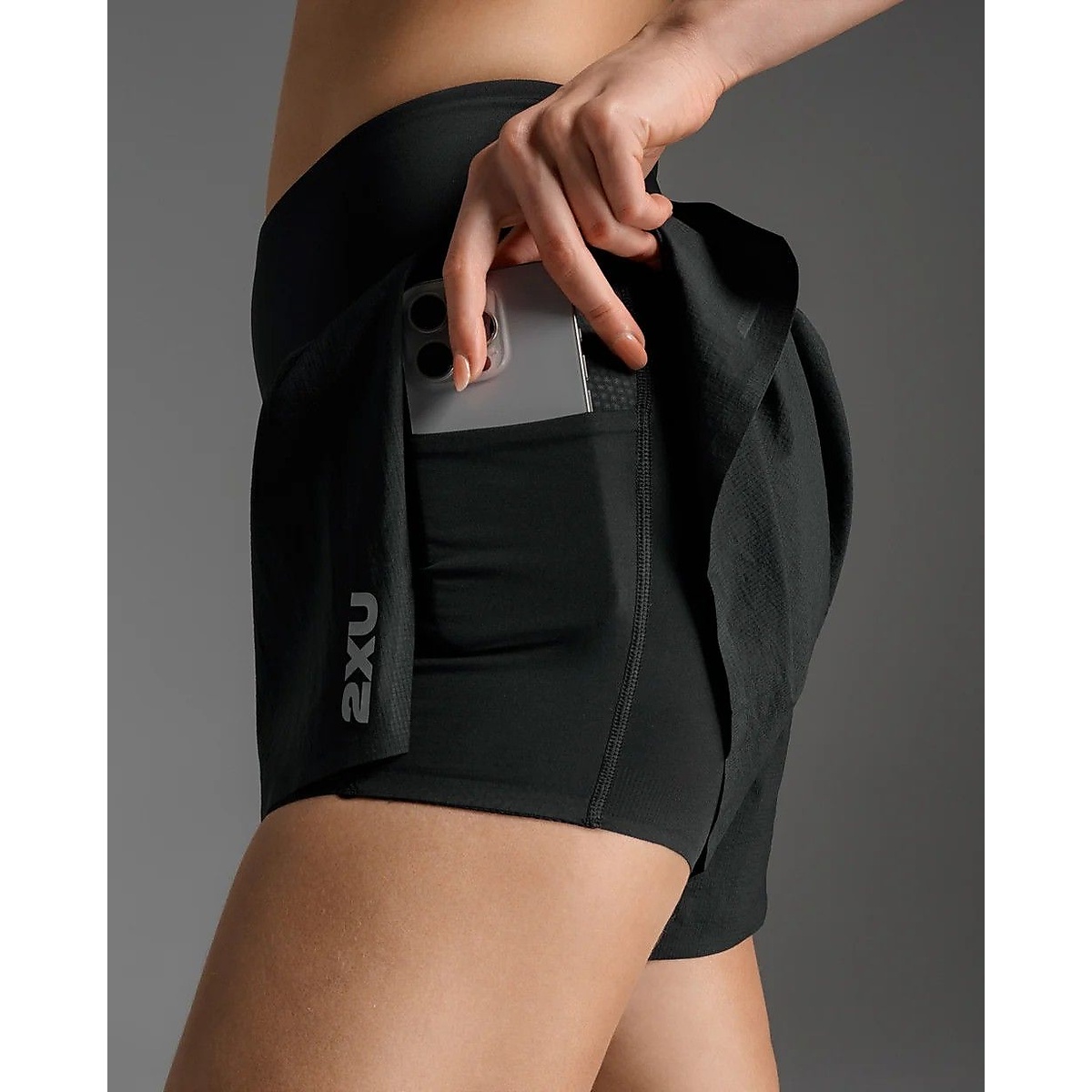 ウィメンズエアロ　メッシュ2イン1　5インチショート