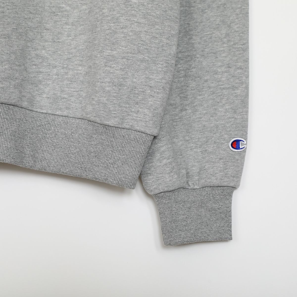 CREW NECK SWEATSHIRT