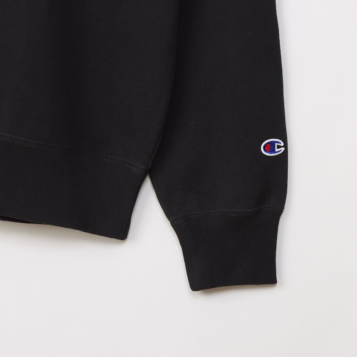 CREW NECK SWEATSHIRT