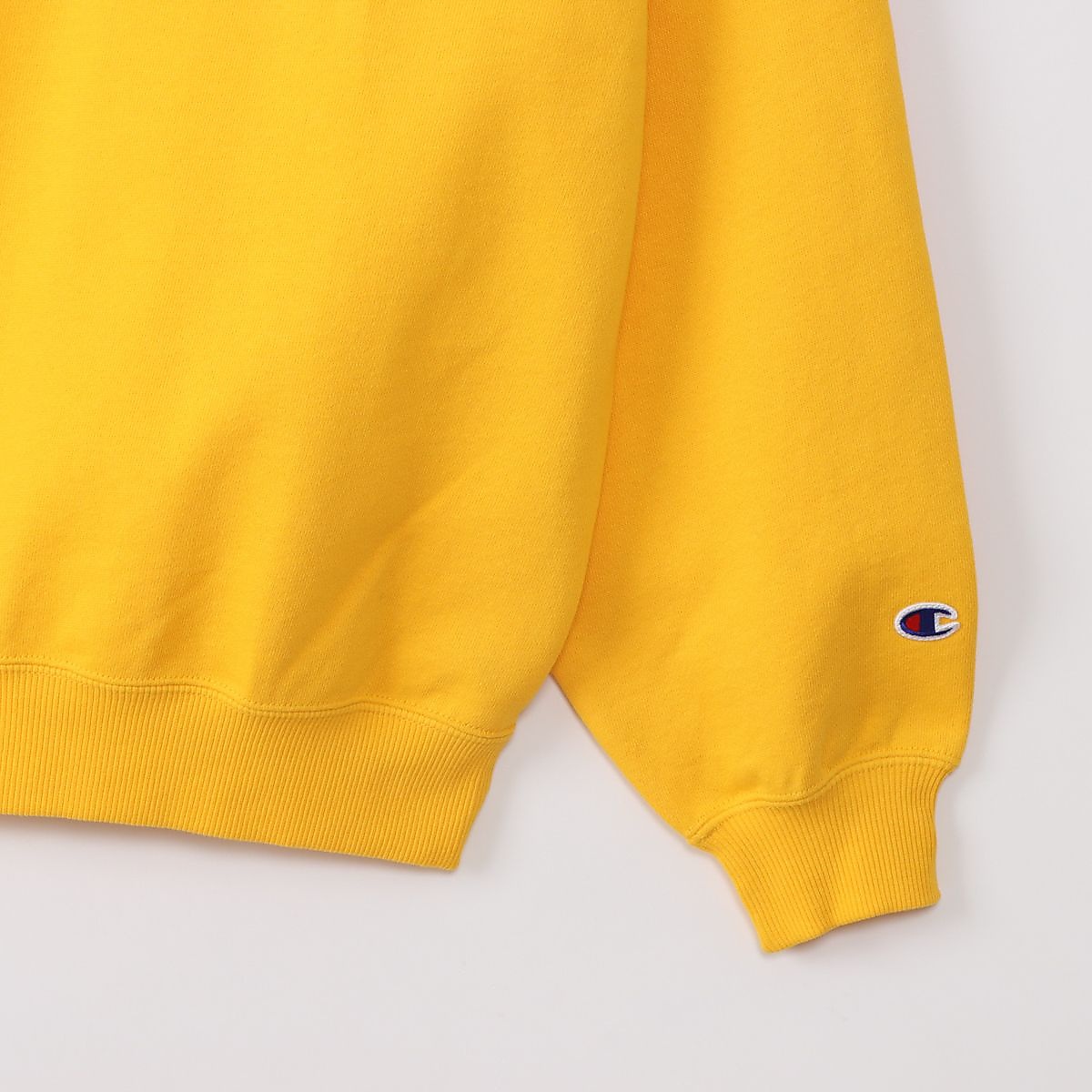 CREW NECK SWEATSHIRT
