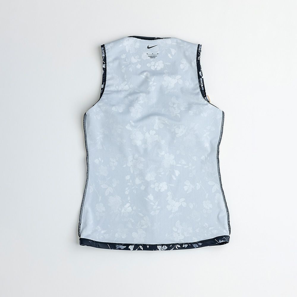 ナイキ FA25 総柄ジップ付き袖なしセパレーツ