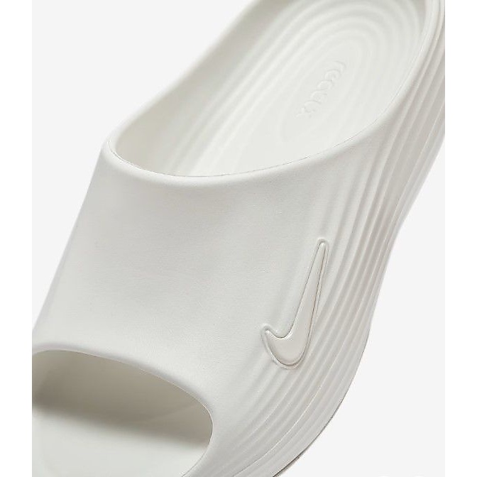 ナイキ ウィメンズ リアクト レジュヴェン8 スライド