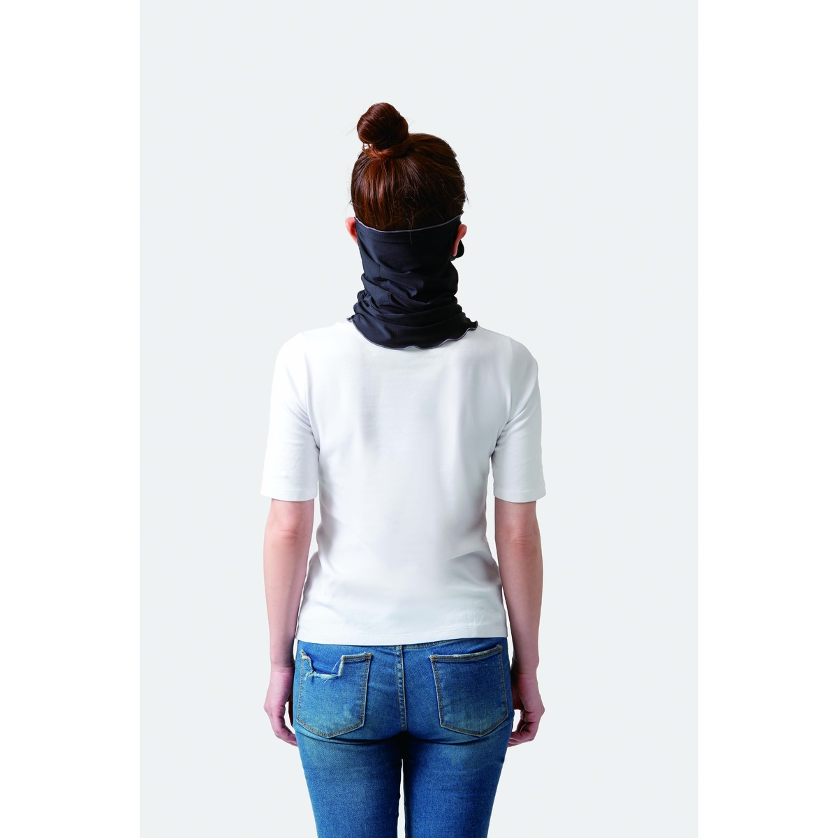 リアリークールネックカバー