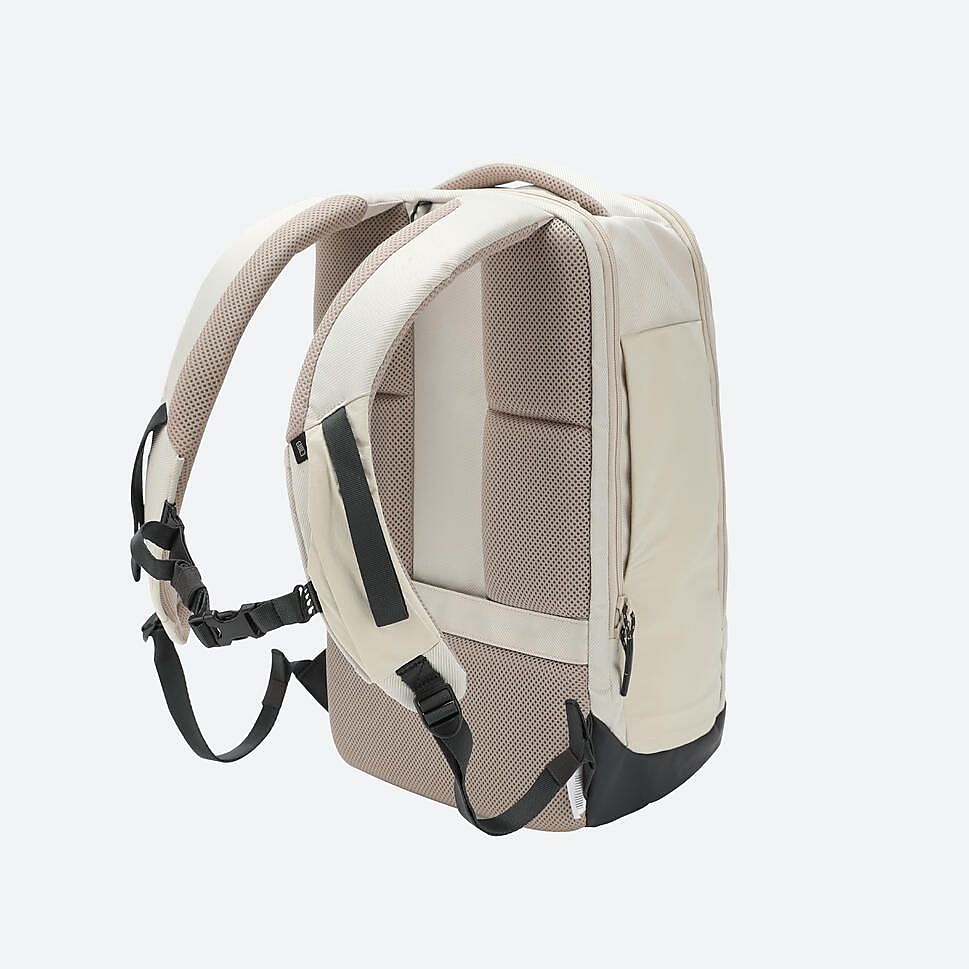 ハイキングバックパック23LWHT