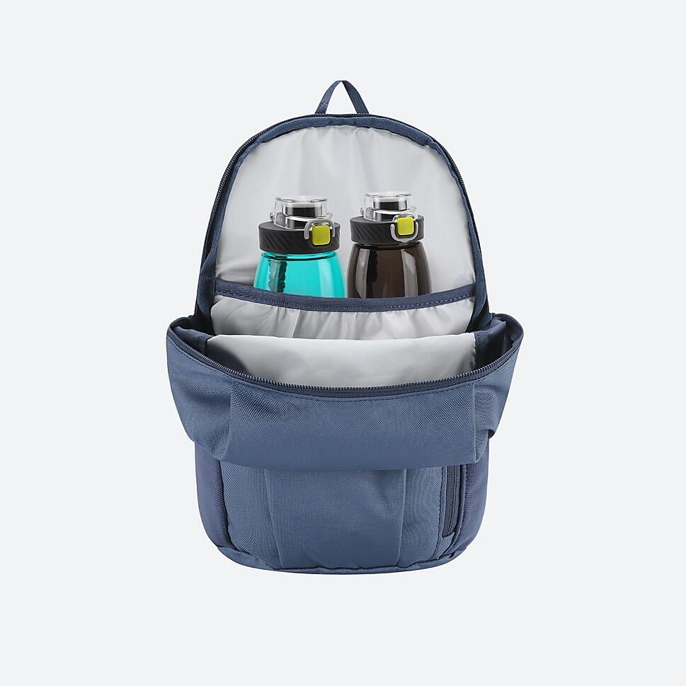 ハイキングバックパック10LBLU