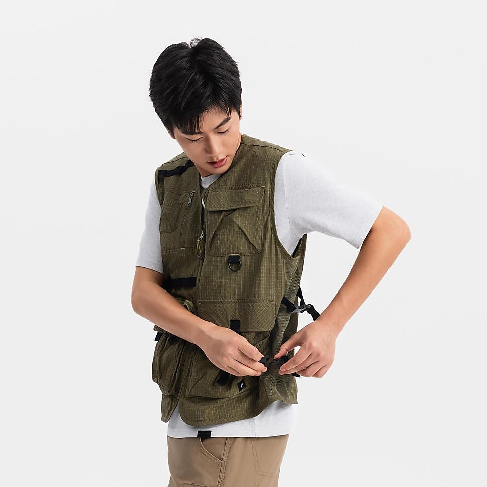 MENS QUECHUAアウトドアベスト